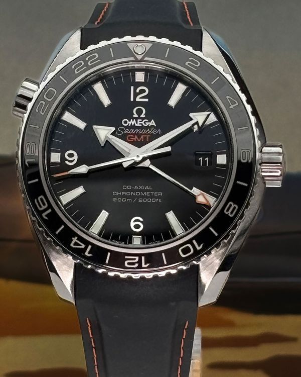 Omega Seamaster Planet Ocean (232.30.44.22.01.001)