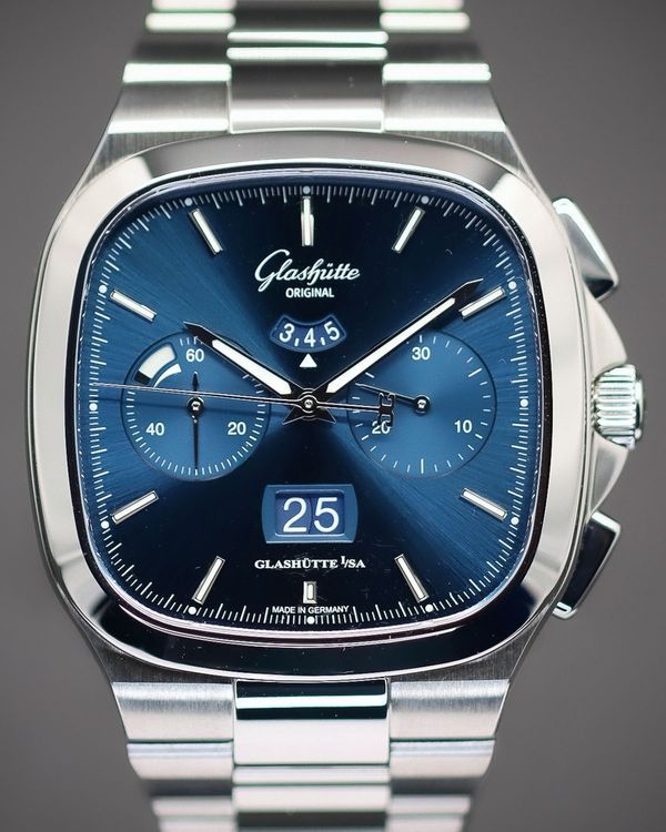 2025 Glashütte Original Seventies Panorama Date Chronograph 40MM Blue Dial Steel Bracelet (1-37-02-08-02-70)