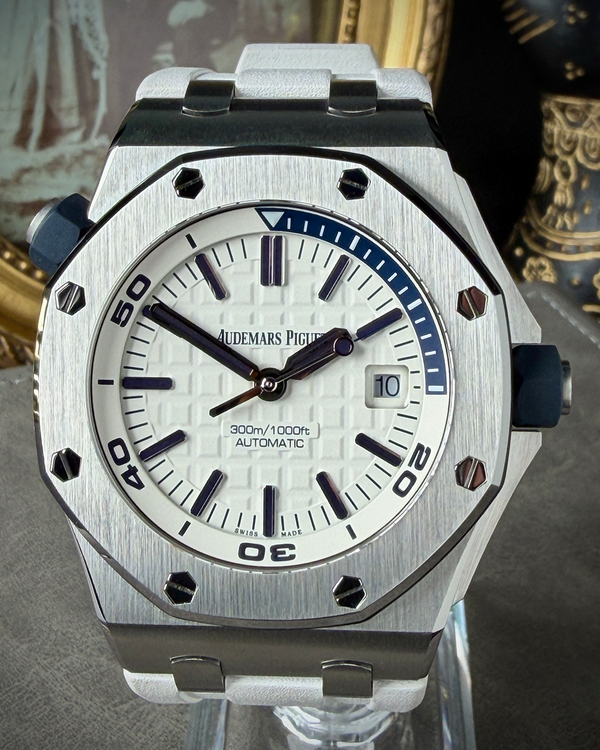 Audemars Piguet Royal Oak Offshore (15710ST.OO.A010CA.01	)