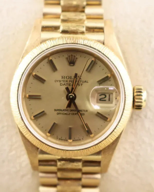 1986 (8.9 Mil. Serial) Rolex Lady-Datejust 26MM Champagne Dial Yellow Gold "Bark" President Bracelet (69178)