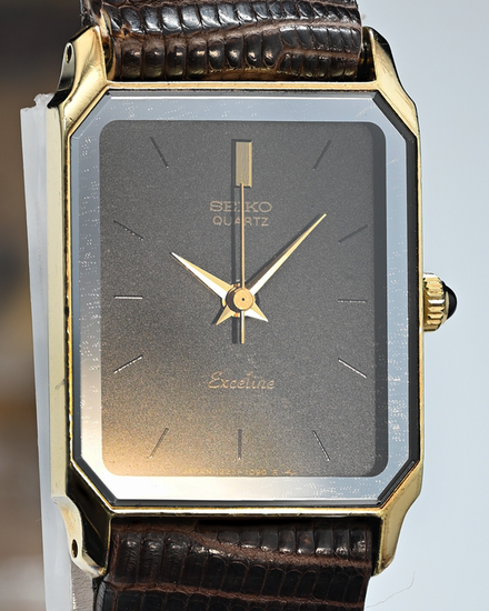 No Reserve - Seiko Exceline 19MM Quartz Grey Dial Aftermarket Leather Strap (1221-5780)