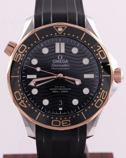 2022 Omega Seamaster Diver 300M 42MM Black Dial Rubber Strap (210.22.42.20.01.002)