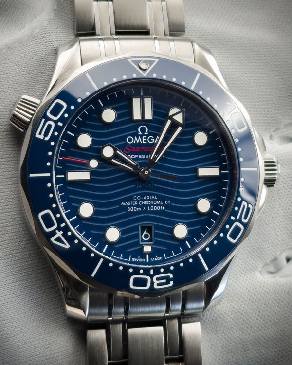 2021 Omega Seamaster Diver 300M 42MM Blue Dial Steel Bracelet (210.30.42.20.03.001)