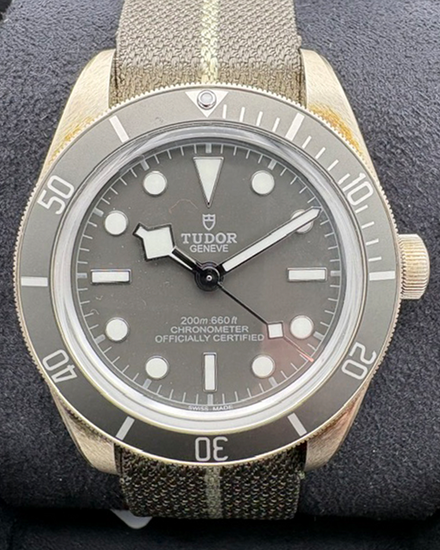 No Reserve - Tudor Black Bay 58' 925 39MM Grey Dial Textile Strap (79010SG)