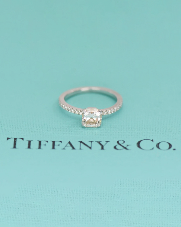 Tiffany True Platinum Diamond Engagement Ring (True)