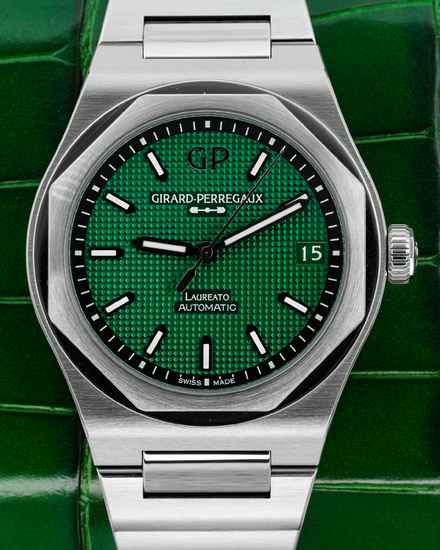2023 Girard Perregaux Laureato 42MM Green Dial Steel Bracelet (81010.11.3153.1CM)