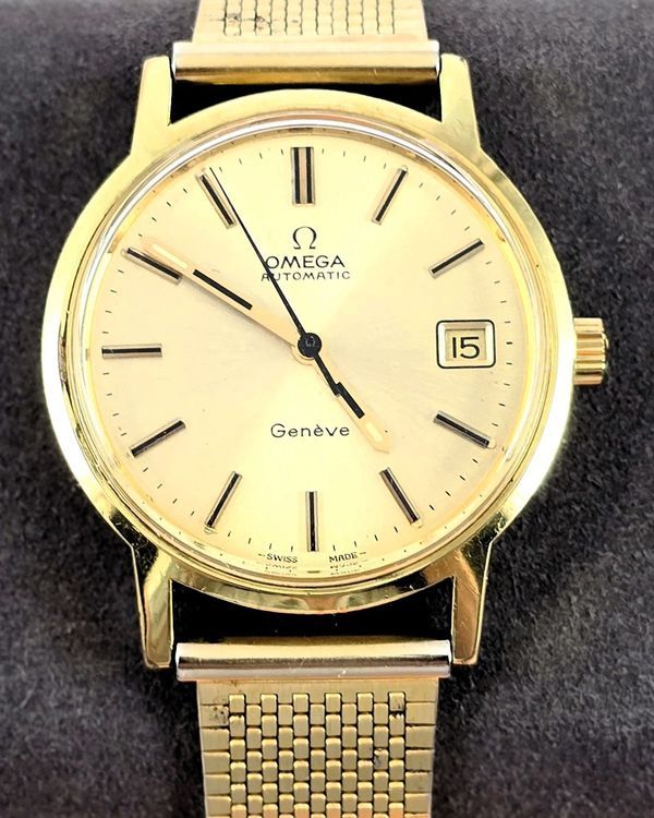 No Reserve - Omega Geneve Vintage 34MM Champagne Dial Aftermarket Steel Bracelet (166.0163)