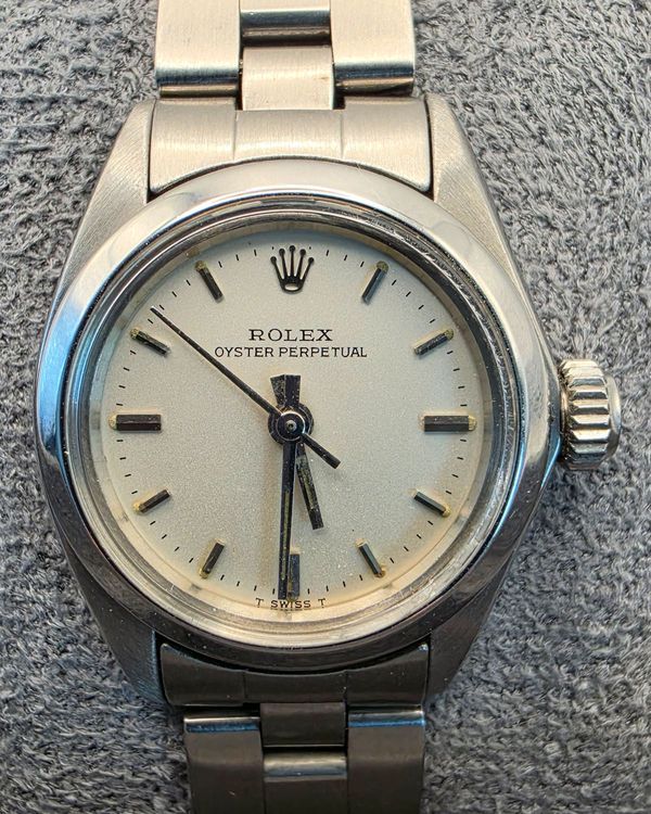 1981 Rolex Oyster Perpetual 26MM Silver Dial Oyster Bracelet (6718)