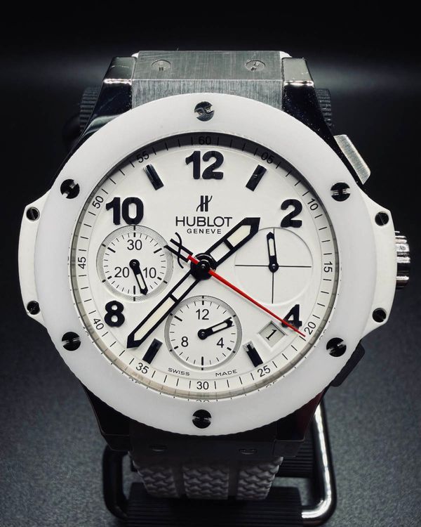 2012 Hublot Big Bang Chronograph 41MM White Dial Rubber Strap (342.SE.230.RW)