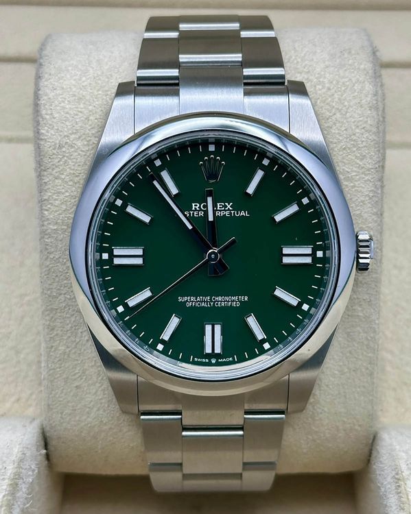 2022 Rolex Oyster Perpetual 41MM Green Dial Oyster Bracelet (124300)