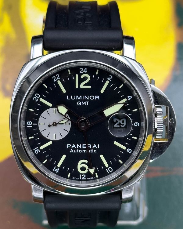 2009 Panerai Luminor GMT 44MM Black Dial Rubber Strap (PAM00088)