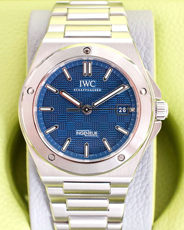 2026 IWC Schaffhausen Ingenieur 40MM Blue Dial Steel Bracelet (IW328907)