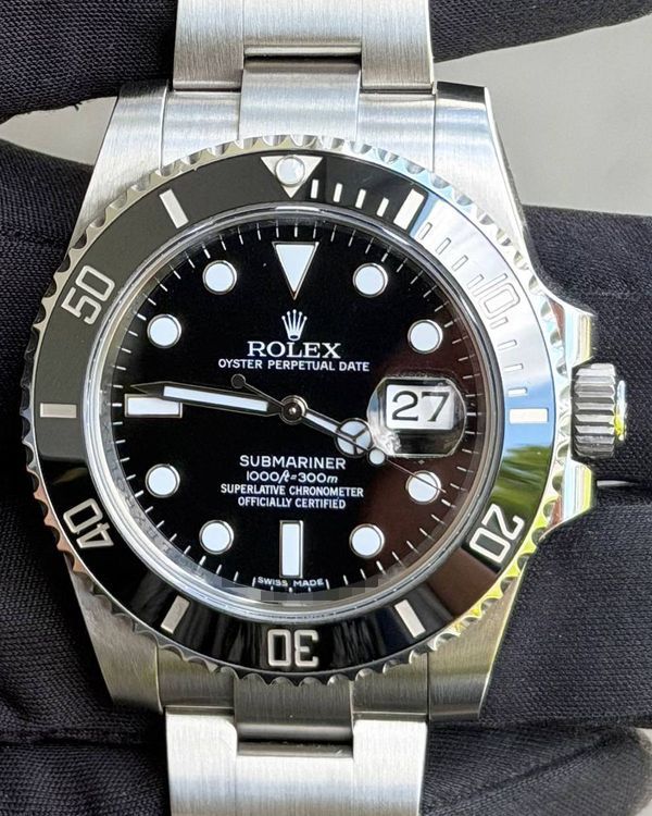 2015 Rolex Submariner Date 40MM Black Dial Oyster Bracelet (116610LN)