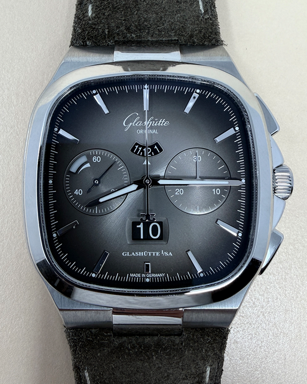2019 Glashütte Original Seventies Panorama Date Chronograph L.E. 40MM Grey Dial Leather Strap (1-37-02-05-02-35)