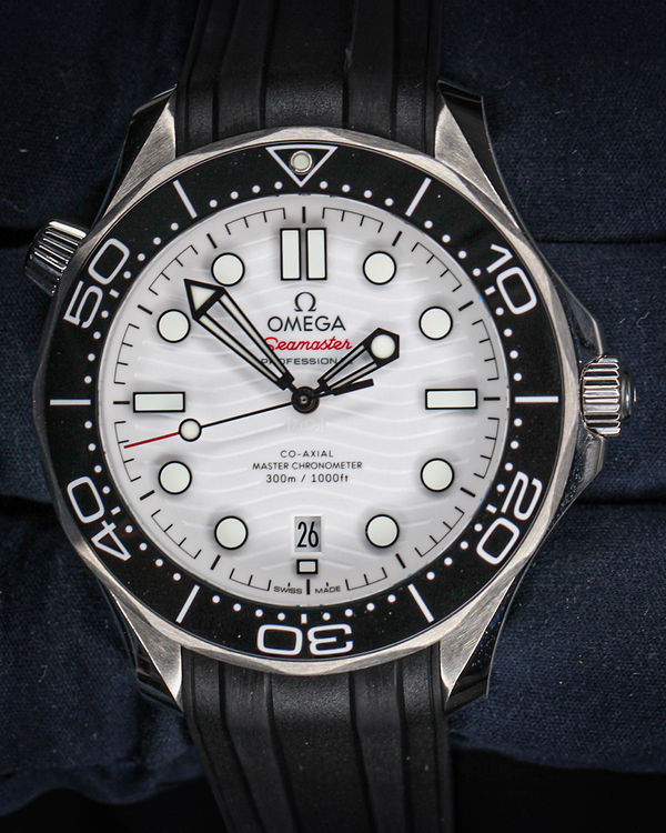 2023 Omega Seamaster Diver 300M 42MM White Dial Rubber Strap (210.32.42.20.04.001)
