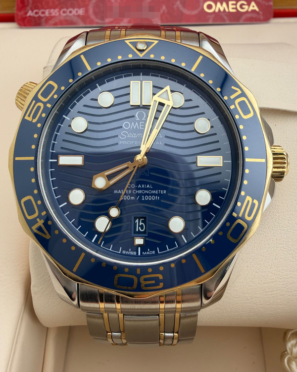 2019 Omega Seamaster Diver 300M Blue Dial Two-Tone Bracelet (220.10.40.20.06.001)