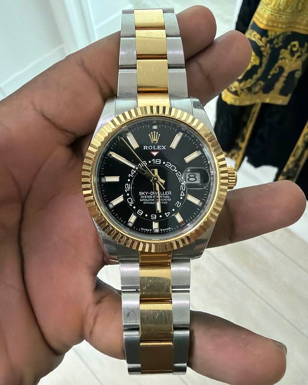 2023 Rolex Sky-Dweller 42MM Black Dial Two-Tone Oyster Bracelet (336933)