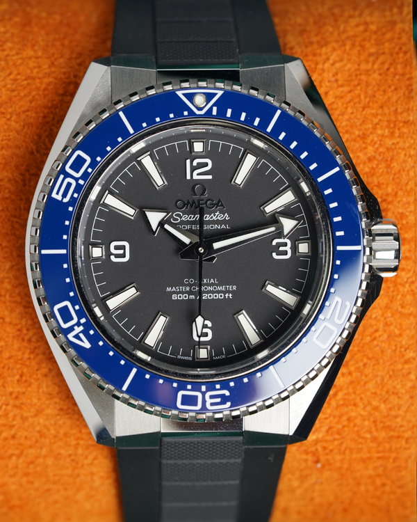 No Reserve - 2025 Omega Seamaster Planet Ocean 600M 42MM Black Dial Rubber Strap (217.32.42.21.01.002)
