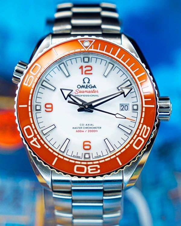 No Reserve - 2023 Omega Seamaster Planet Ocean 600M 43.5MM White Dial Steel Bracelet (215.30.44.21.04.001)