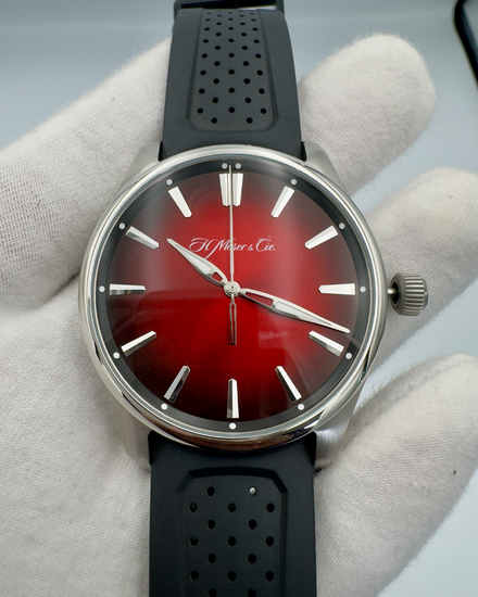2023 H. Moser & Cie Pioneer Centre Seconds 42.8MM Mad Red Dial Rubber Strap (3200-1207)