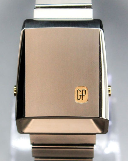 2024 Girard Perregaux Casquette 2.0 L.E. 33.6MM Quartz Black Dial Titanium Bracelet (39800-21-3199-6CM)