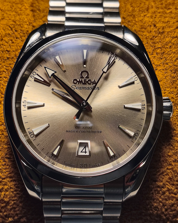 2025 Omega Seamaster Aqua Terra Shades 38mm Sandstone Dial Steel Bracelet (220.10.38.20.09.001)