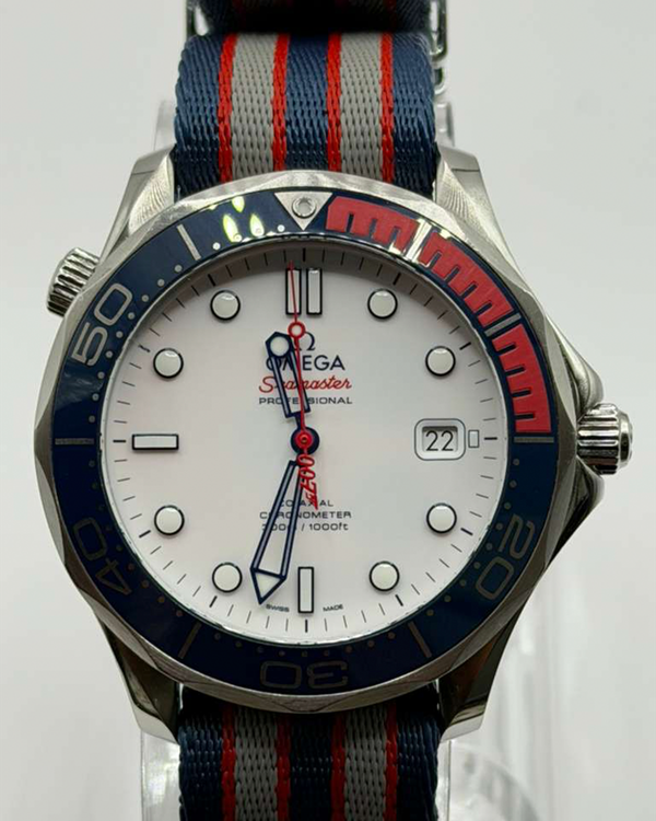 Omega Seamaster Diver 300M "Bond 007 Commander's Watch" L.E. 41MM White Dial Textile Strap (212.32.41.20.04.001)