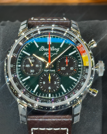 2026 Breitling Top Time B01 "Ford Mustang" 41MM Green Dial Leather Strap (AB01762A1L1X1)