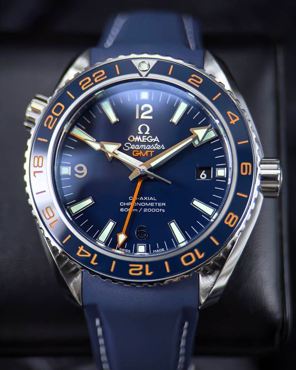 2020 Omega Seamaster Planet Ocean 600M "GoodPlanet" 43.5MM Blue Dial Rubber Strap (232.32.44.22.03.001)