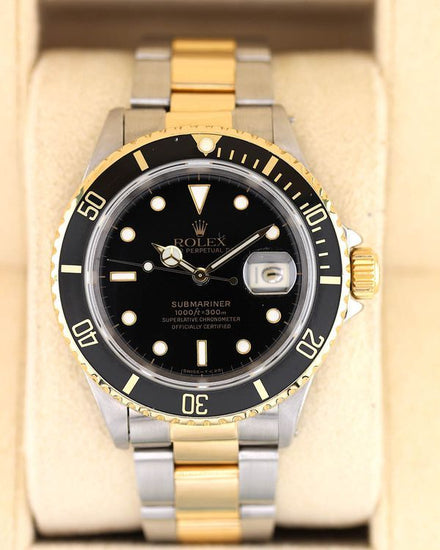 No Reserve - 1994 Rolex Submariner Date 40MM Black Dial Two-Tone Oyster Bracelet (16613LN)