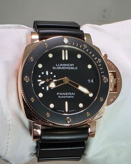 2018 Panerai Submersible 1950 3 Days 42MM Black Dial Rubber Strap (PAM00684)
