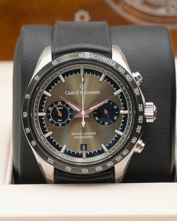 2025 Carl F. Bucherer Manero Central Counter 42.5MM Green Dial Rubber Strap´(00.10923.08.93.02)