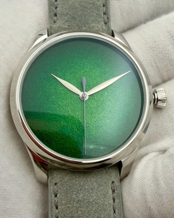 2023 H. Moser & Cie Endeavour Centre Seconds Concept 40MM Green Dial Leather Strap (1200-1233)
