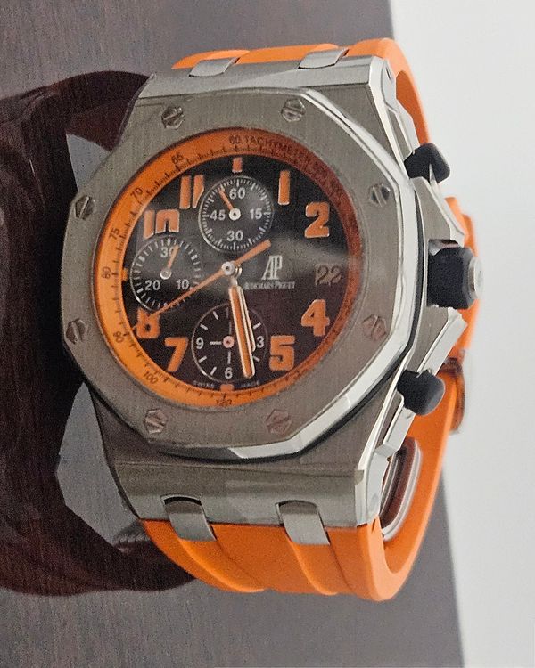 Audemars Piguet Royal Oak Offshore "Volcano" 42MM Black Dial Aftermarket Rubber Strap (26170ST.OO.D101CR.01)