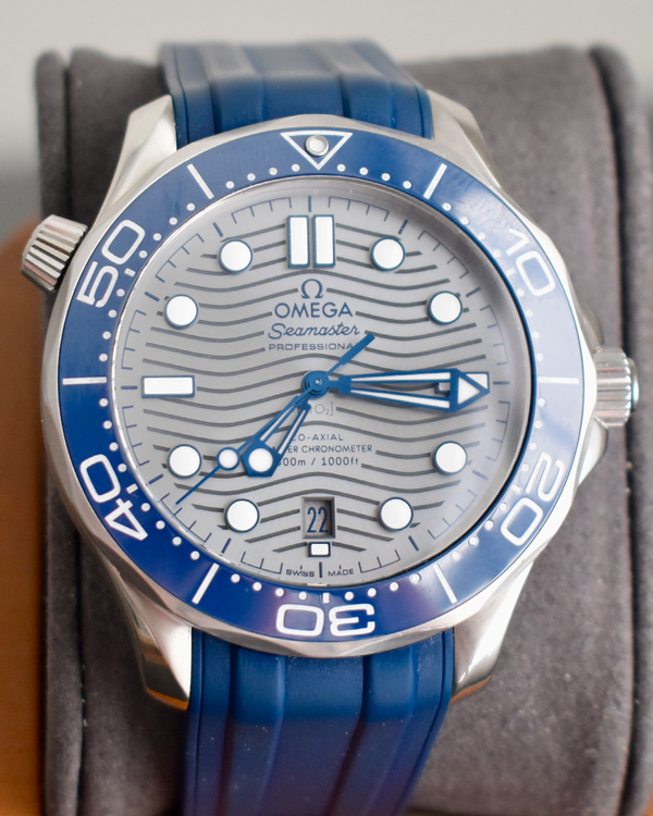 2022 Omega Seamaster Diver 300M 42MM Grey Dial Rubber Strap (210.32.42.20.06.001)