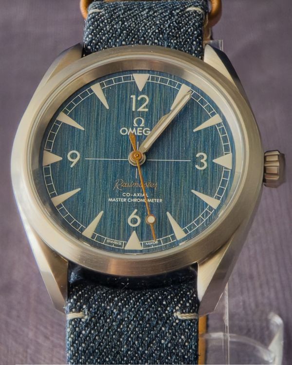 2025 Omega Seamaster Railmaster 40MM "Blue Jeans" Dial Textile Strap (220.12.40.20.03.001)