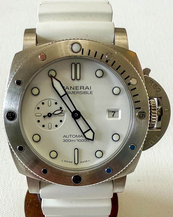2024 Panerai Submersible 47MM White Dial Rubber Strap (PAM01305)