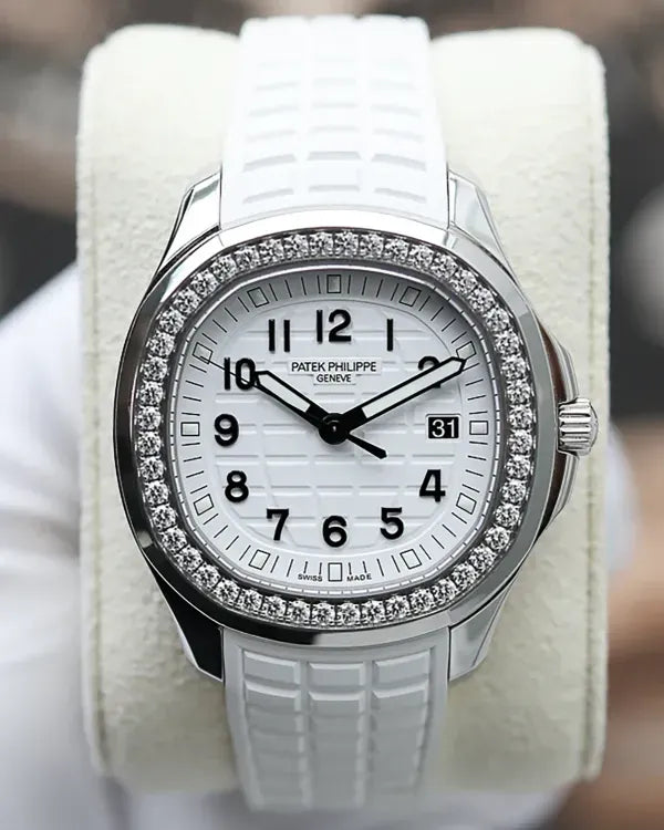 2023 Patek Philippe Aquanaut Luce 38MM Quartz White Dial Rubber Strap (5267/200A-010)
