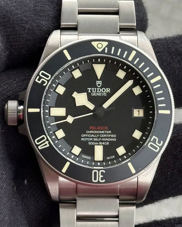 2025 Tudor Pelagos LHD 42MM Black Dial Titanium Bracelet (25610TNL)