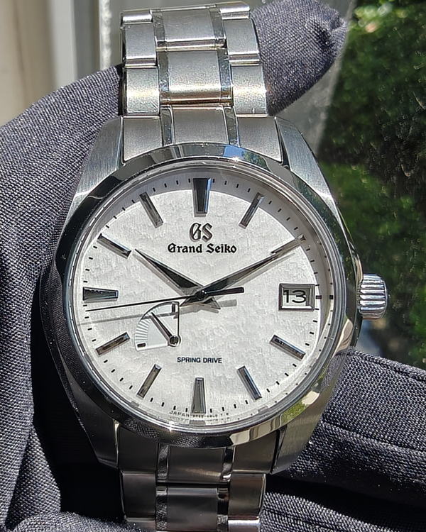 2021 Grand Seiko Heritage "Snowflake" 41MM White Dial Titanium Bracelet (SBGA211)