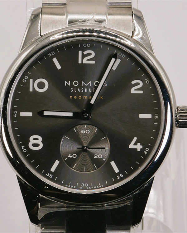 No Reserve - 2024 NOMOS Glashutte Club Sport Neomatik "Smoke" 39.5MM Grey Dial Steel Bracelet (764)