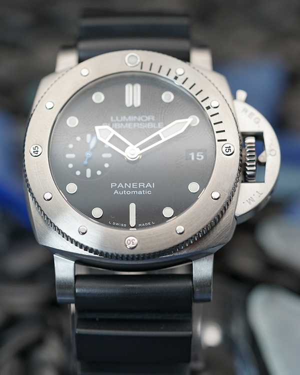 Panerai Submersible (PAM00682)