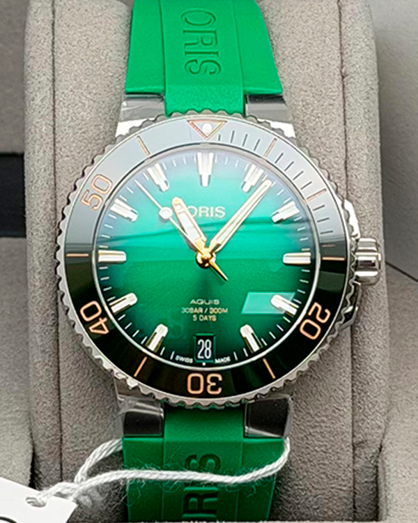 Oris Aquis Date (01 400 7769 4127)