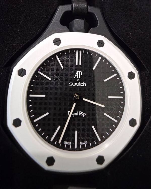 2026 Audemars Piguet Royal Pop 40MM Black Dial Leather Strap (SSX03W101N)
