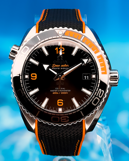 2017 Omega Seamaster Planet Ocean 600M 43.5MM Black Dial Rubber Strap (215.32.44.21.01.001)