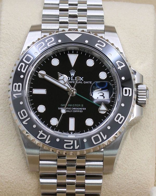 2025 Rolex GMT-Master II “Bruce Wayne” 40MM Black Dial Jubilee Bracelet (126710GRNR)