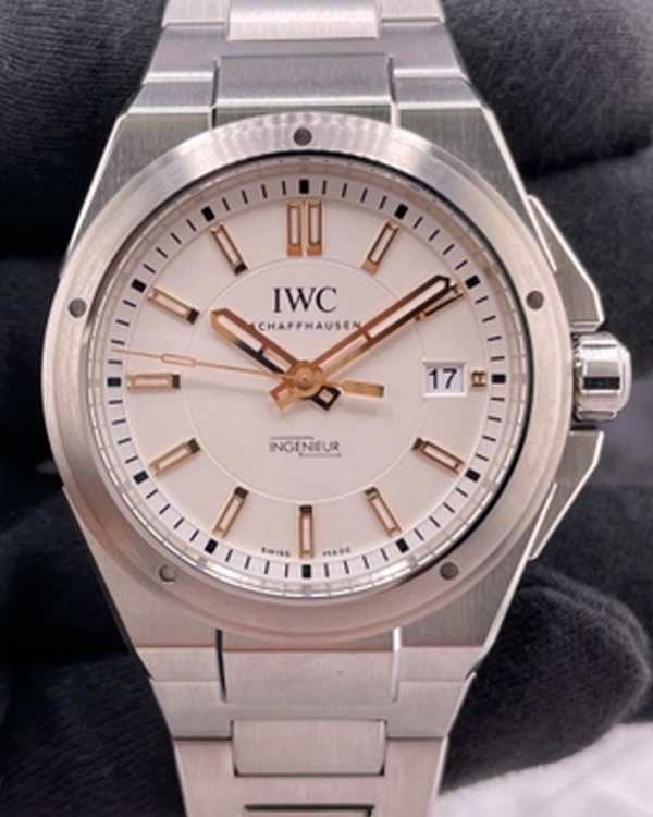 2016 IWC Schaffhausen Ingenieur 40MM White Dial Steel Bracelet (IW323906)