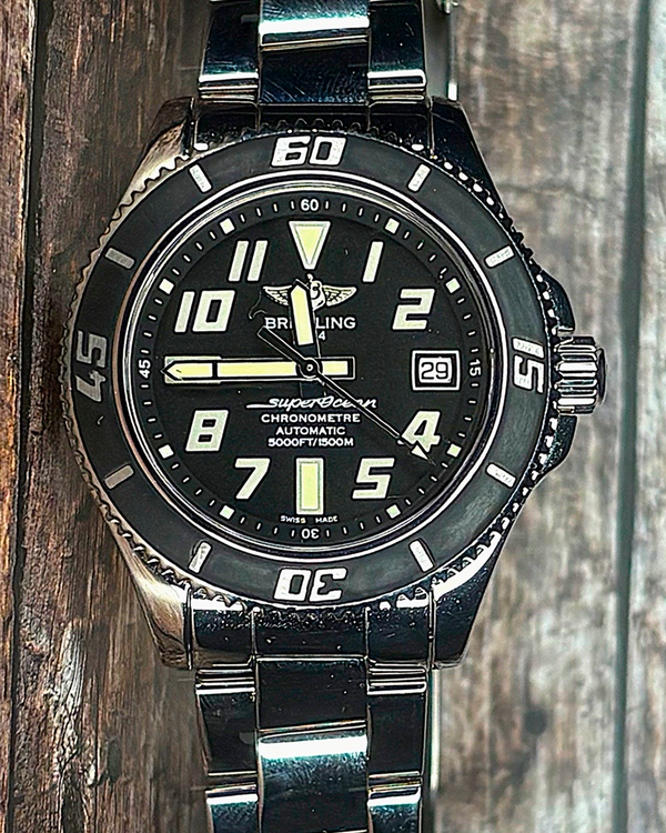 Breitling Superocean (A17364)