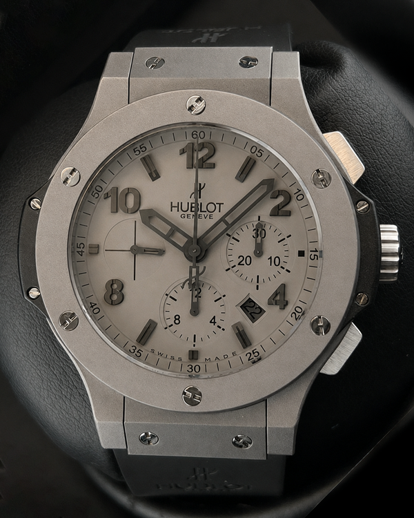 2007 Hublot Big Bang 44MM Grey Dial Rubber Strap (301.AI.460.RX)