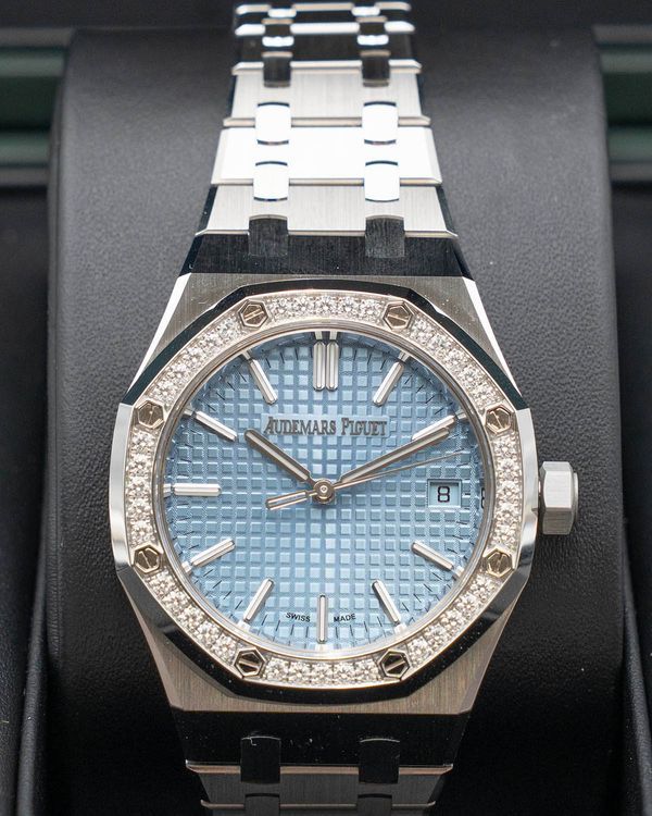 Audemars Piguet Royal Oak "50th Anniversary" 34MM Blue Dial Steel Bracelet (77451ST.ZZ.1361ST.01)